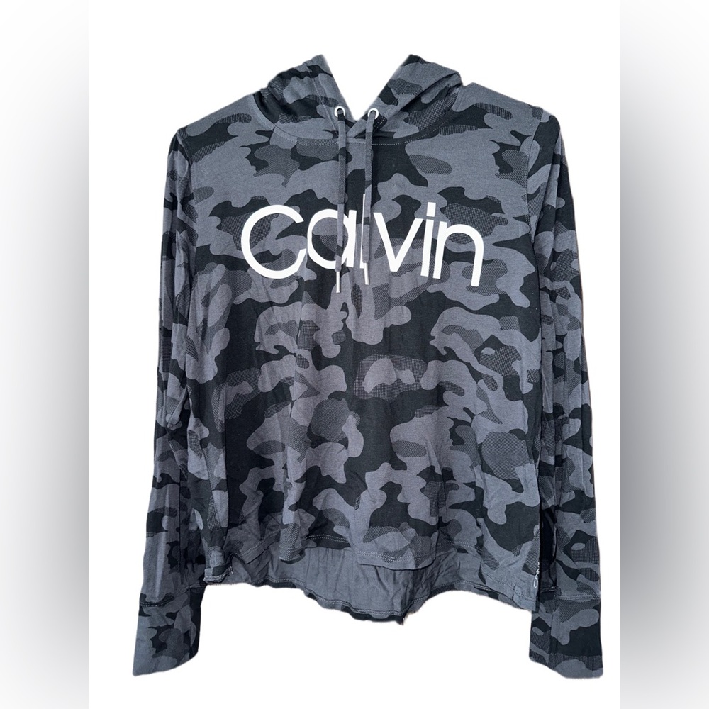 CALVIN KLEIN CAMO HOODIE. SIZE SMALL. BLACK AND GRAY.
